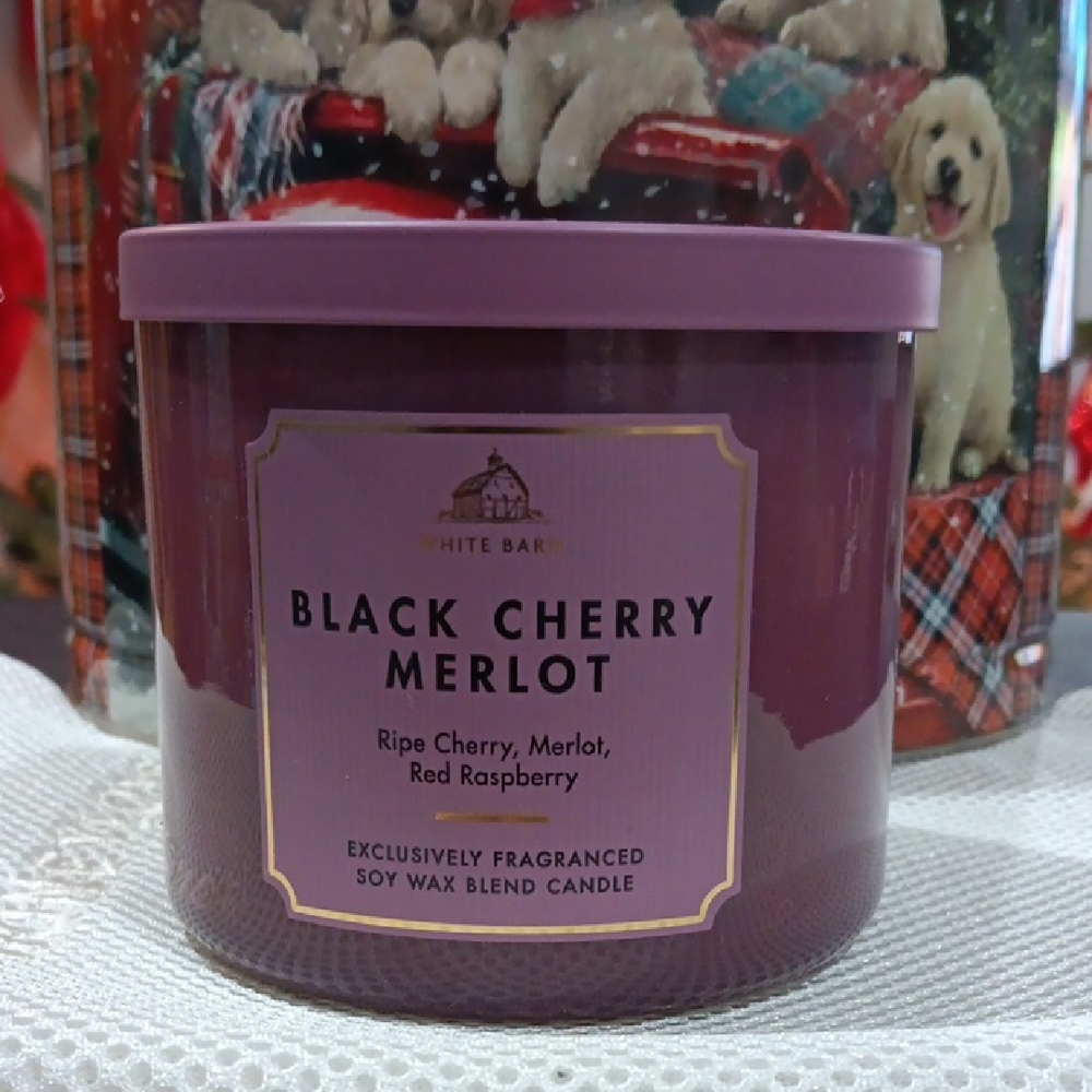 White Barn Black Cherry Merlot Candle - Rich Purple